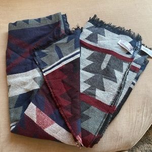 Old navy shawl. Brand new.